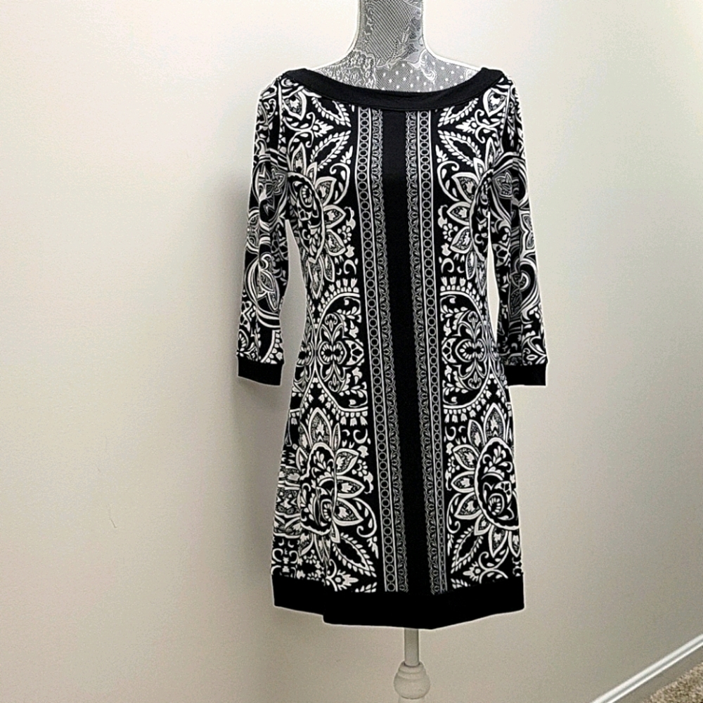 White House Black Market Tunic